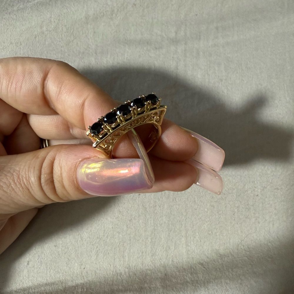 Black Diamonds 18k Gold Sophisticated Ring Jewelry